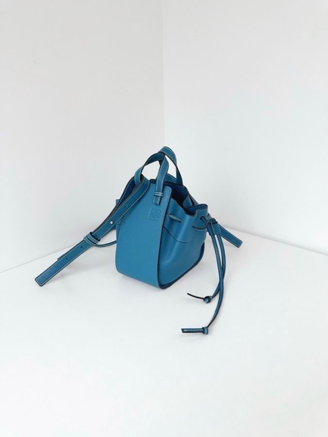 ✨Loewe羅意威|Hammock mini吊床包 牛仔藍荔枝皮|98新-4