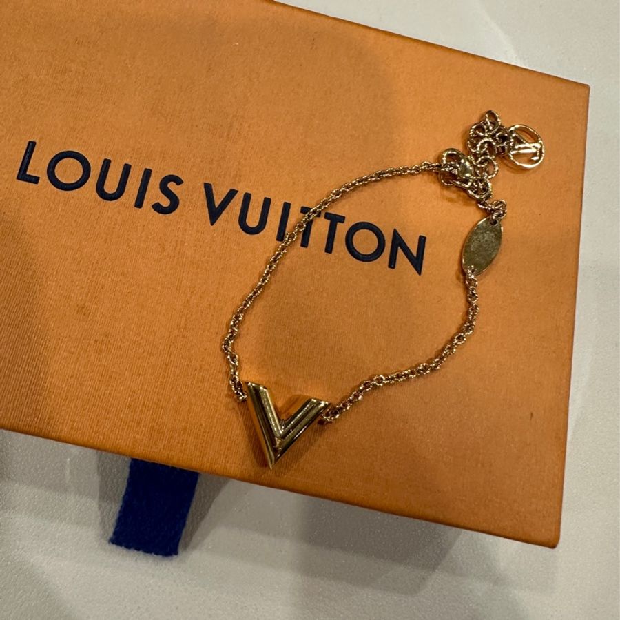Louis Vuitton Essental V 手鍊 金色-0