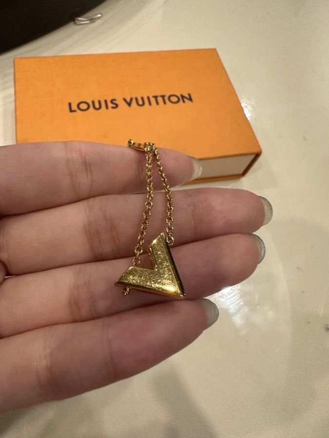 Louis Vuitton Essental V 手鍊 金色-3