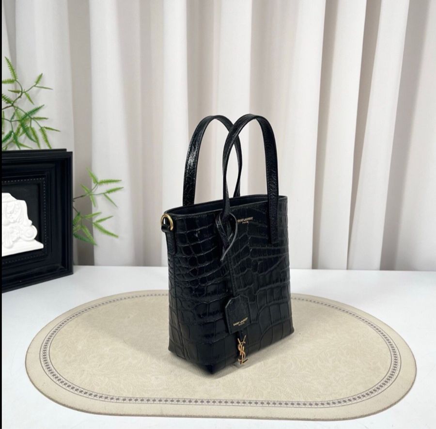 【閒置超新🤩絕不撞包✨全網最低價‼️】YSL 芯片款 黑金鰐魚壓紋mini托特水桶包-6
