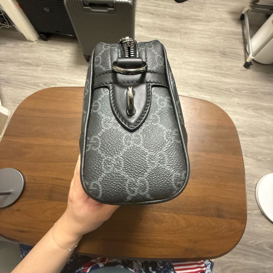 Gucci Emblem Small crossbody bag-2