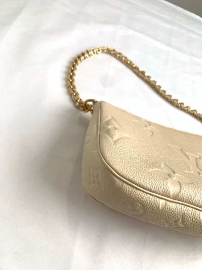 Louis Vuitton 路易威登四合一 奶昔白鏈條包 尺寸25 x 14.5 x 4.5 缺皮肩帶-12