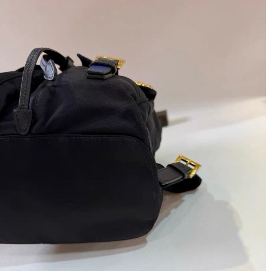 【威選精品|Prada 機器人降落傘後背包】-8