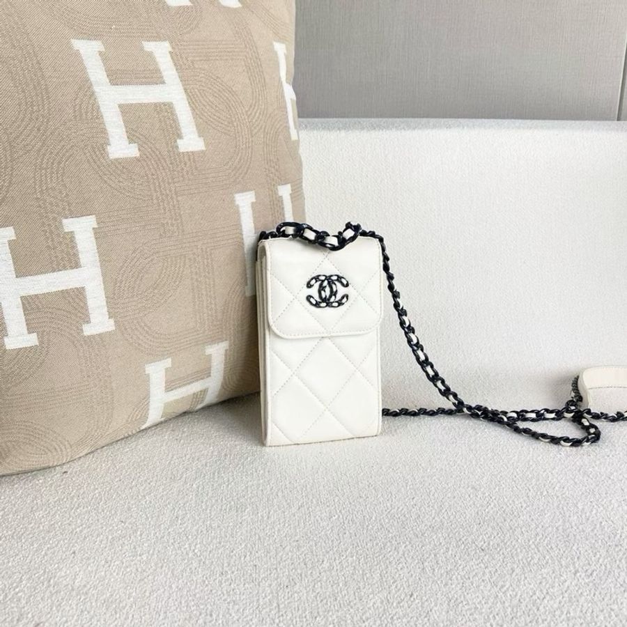 【威選精品|CHANEL 19 Bag 直式手機包】-7