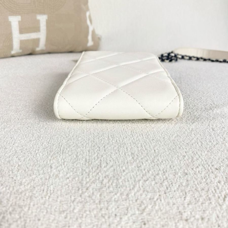 【威選精品|CHANEL 19 Bag 直式手機包】-8