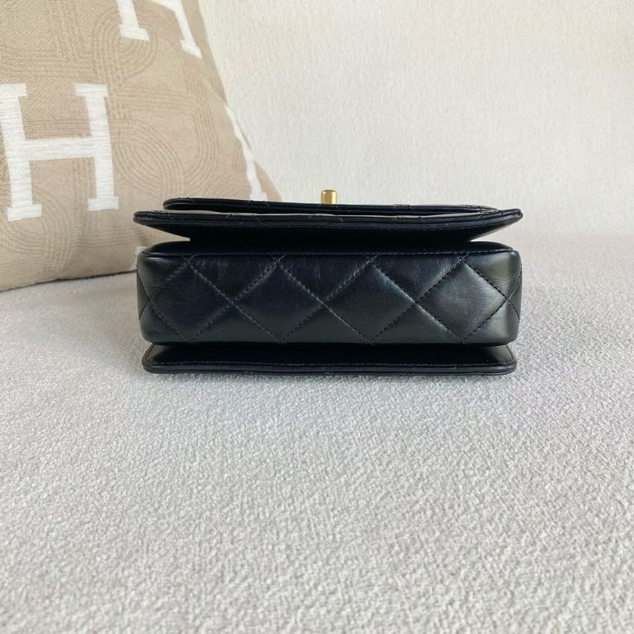 【威選精品|CHANEL 23P 黑金鏤空手柄豆腐包】-7