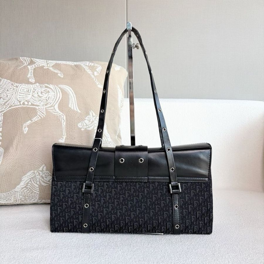 【威選精品|Dior 黑色老花 Punk 盒子包】-4
