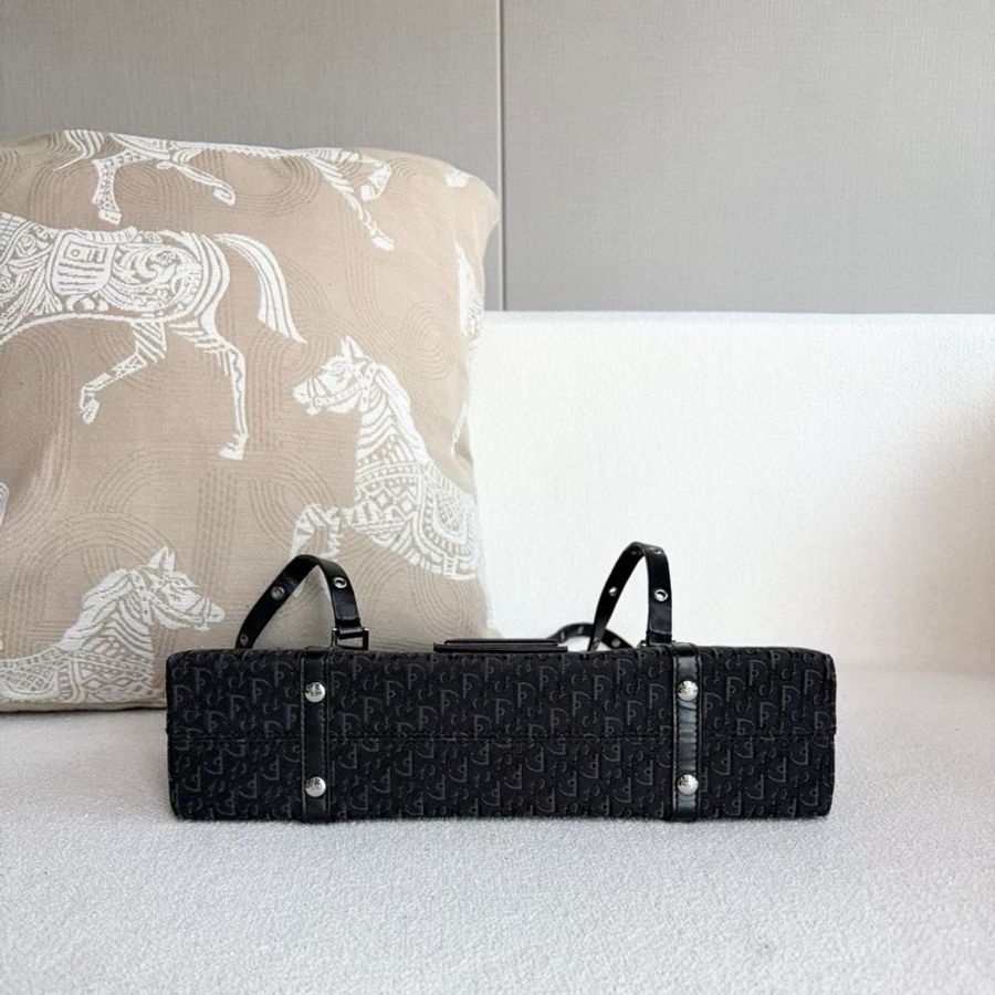 【威選精品|Dior 黑色老花 Punk 盒子包】-7