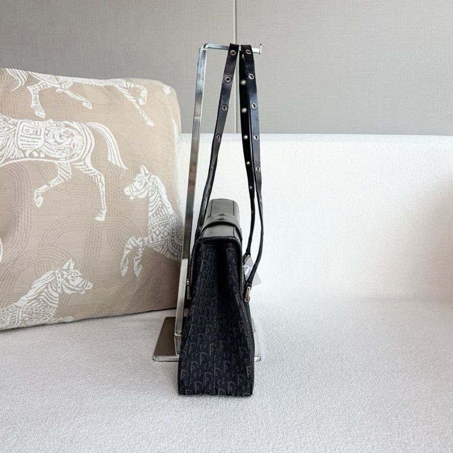 【威選精品|Dior 黑色老花 Punk 盒子包】-8