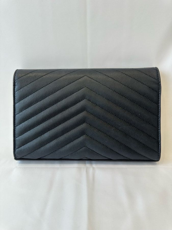 #高CP#現貨不用等#時尚有型#YSL 魚子醬信封包-3