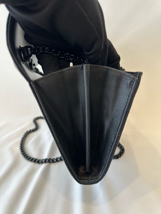 #高CP#現貨不用等#時尚有型#YSL 魚子醬信封包-18