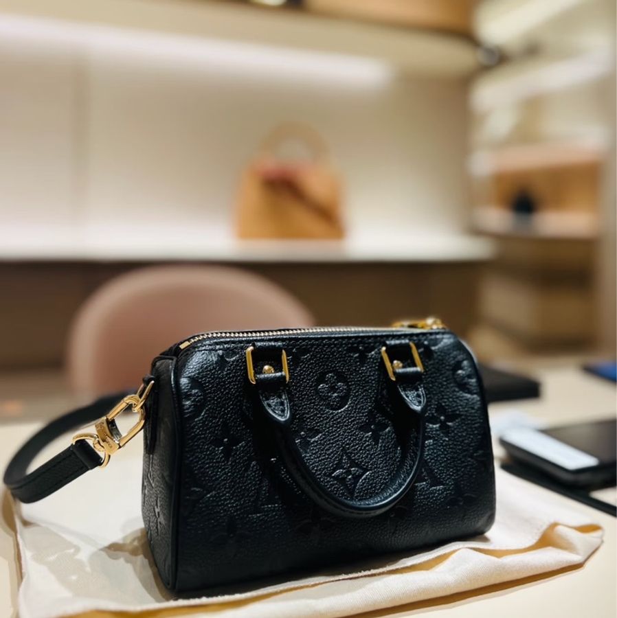 #台灣購證 #大全配 LV Speedy nano 黑色全皮壓紋芯片-5