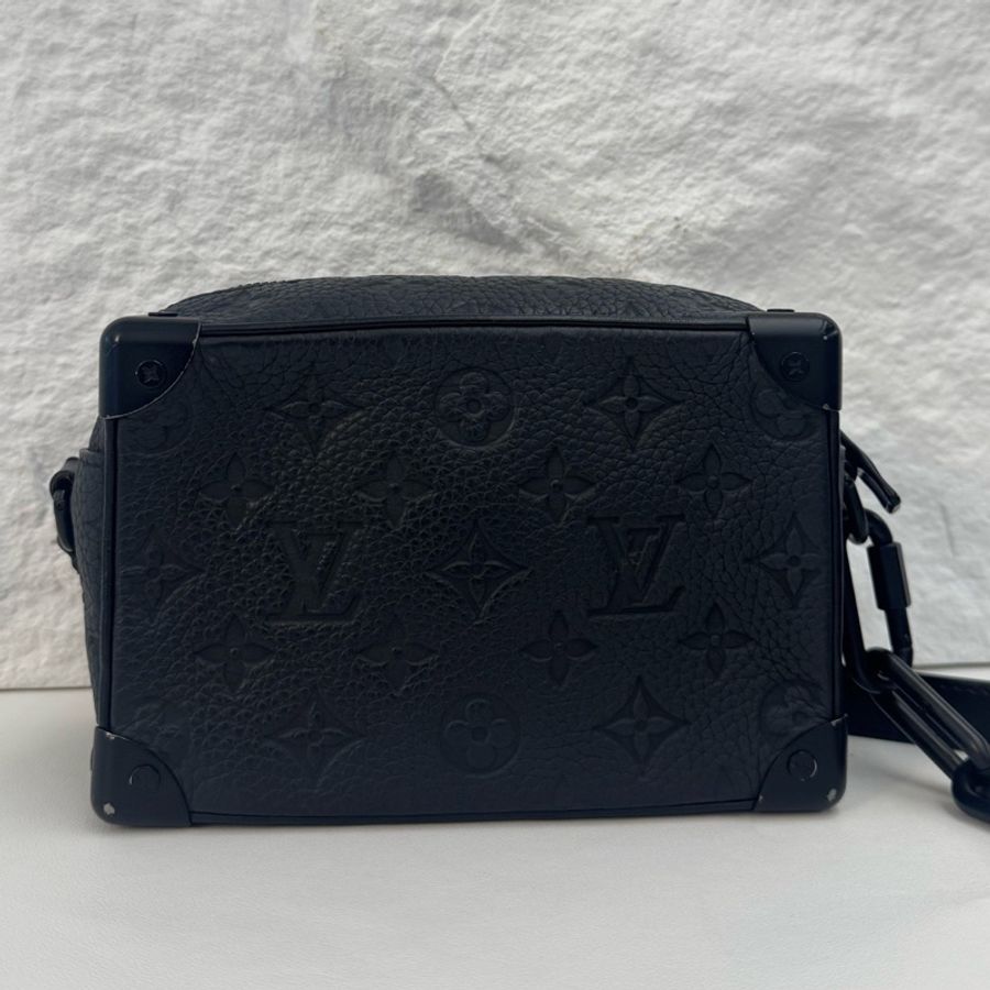 Louis Vuitton路易威登 Soft Trunk 黑武士 全皮 壓紋 盒子包-1