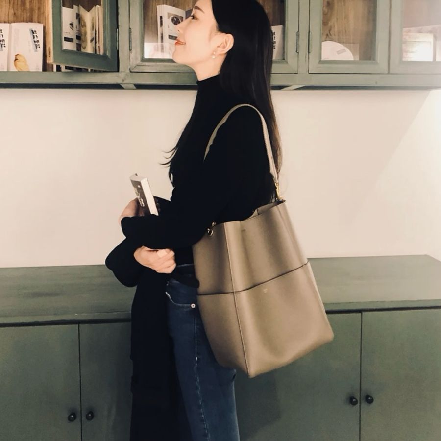 Celine賽琳 Sangle Bucket全皮水桶包-8