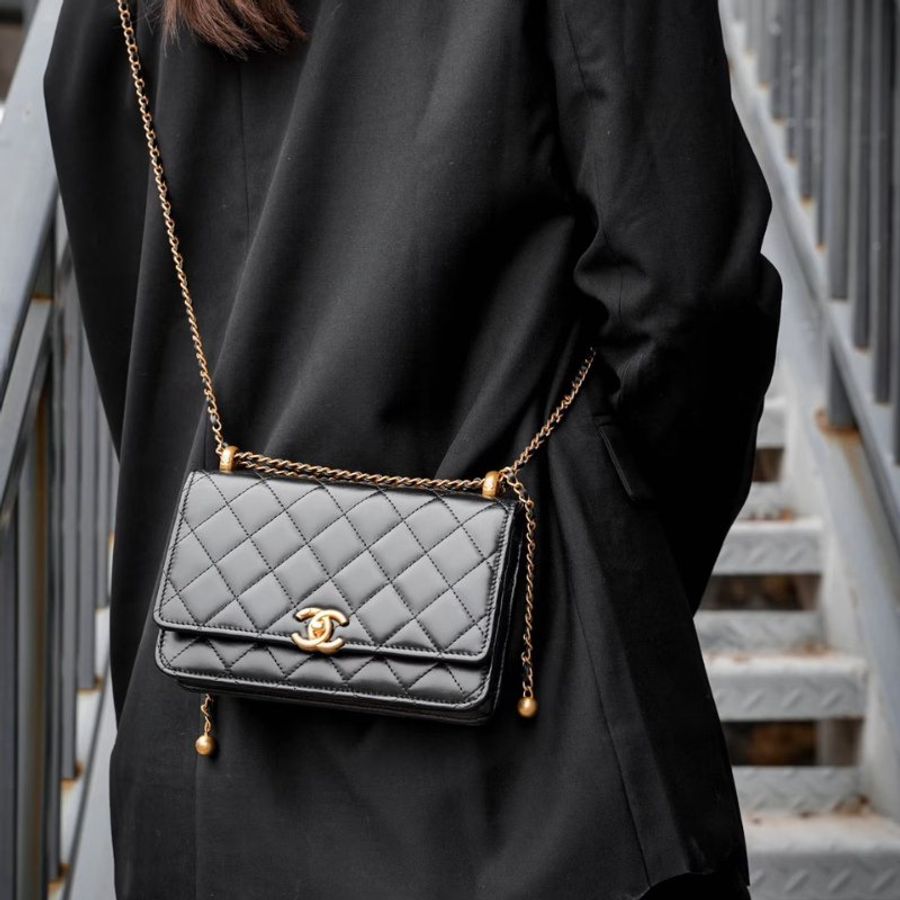 CHANEL 雙金球調節WOC - 黑金-15