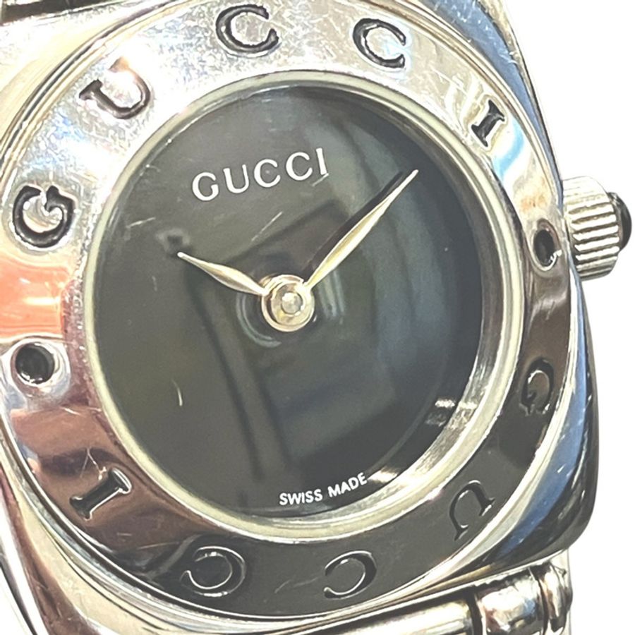 Gucci 馬銜扣手錶,總重 43.6 克,不鏽鋼,石英機芯,黑色錶盤,6400L。-3