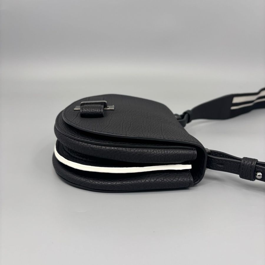 Delvaux 德爾沃 黑色荔枝牛皮小斜背包斜挎包 肩背包 小廢包 99新-4