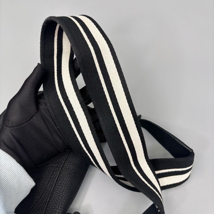Delvaux 德爾沃 黑色荔枝牛皮小斜背包斜挎包 肩背包 小廢包 99新-6