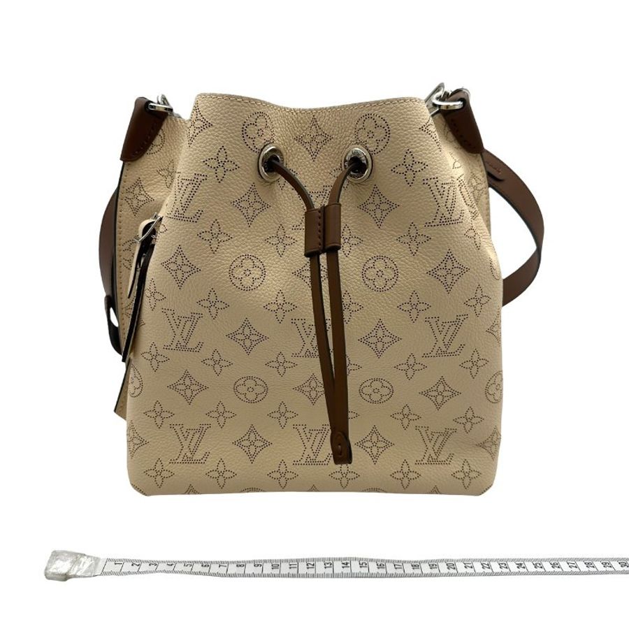 【美收精品】 Louis Vuitton Muria Mahina 鏤空雕花小牛皮手提包 C-752 隔月月中將轉賣至日本 上架期限30天】-16