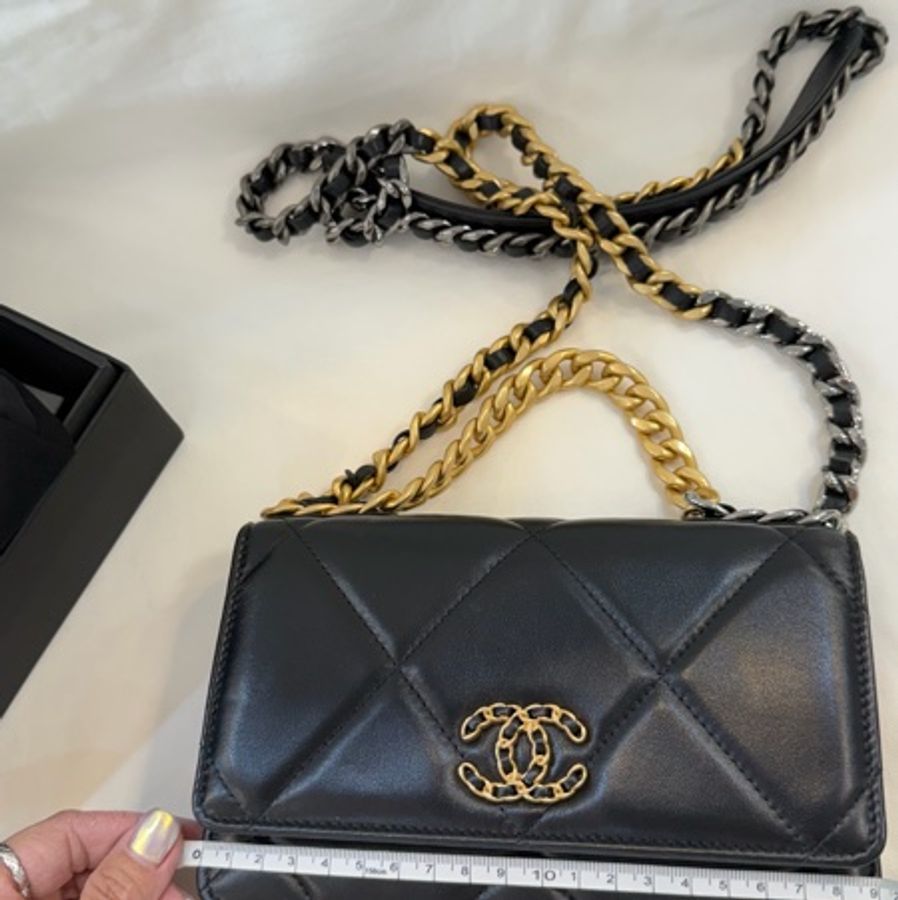 美兔精品 Chanel 19 woc 羊皮-13
