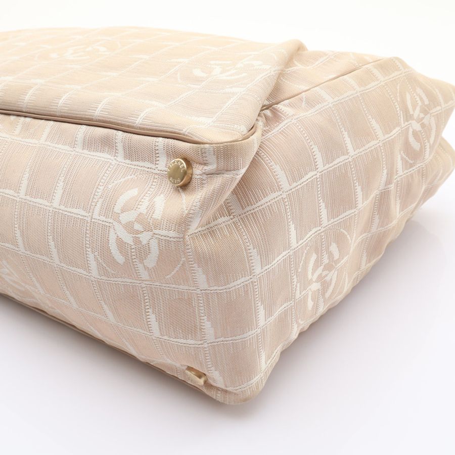 淺褐色 尼龍 Travel Line 肩背包 無卡【CHANEL 香奈兒】 A15991-8