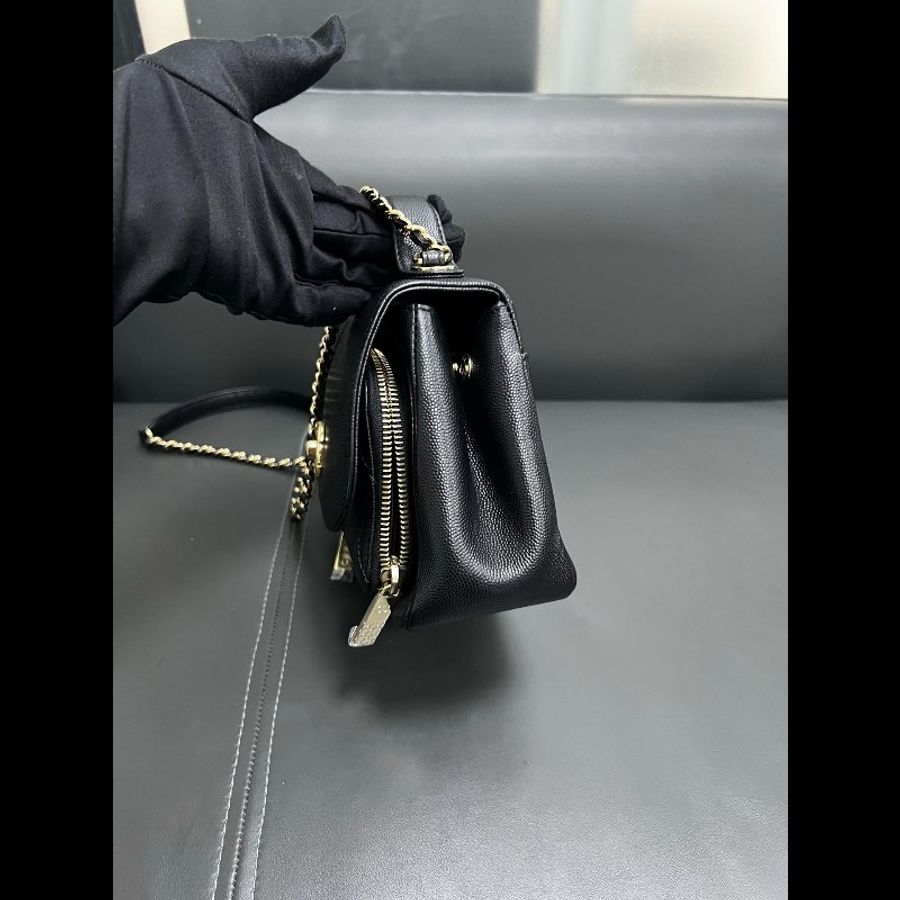 Chanel small affinity
黑金郵差-11
