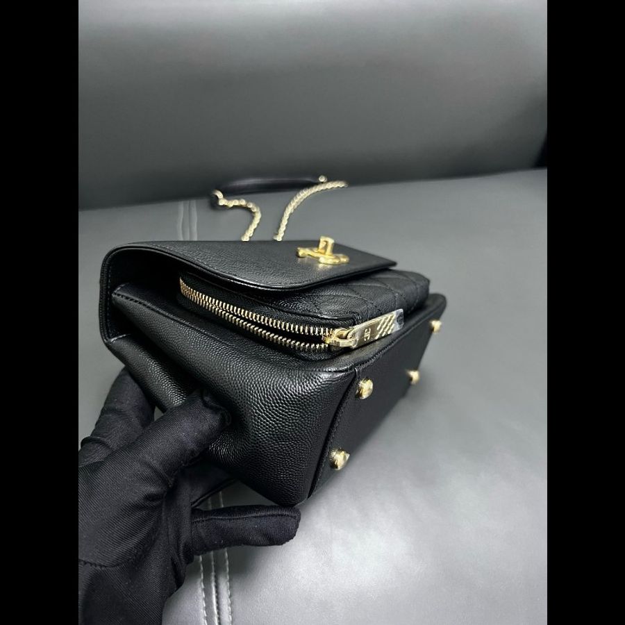 Chanel small affinity
黑金郵差-13