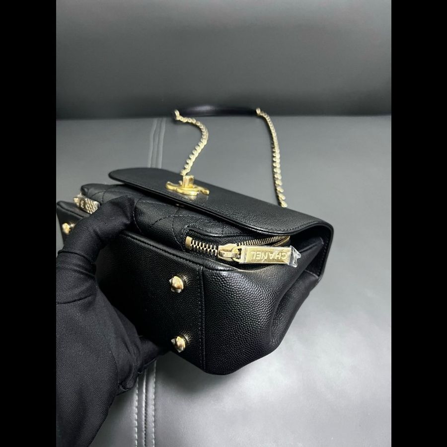 Chanel small affinity
黑金郵差-20