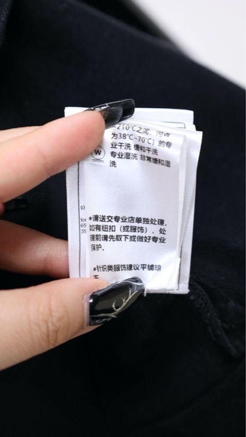 Chanel 23A达喀尔隐藏款cc黑色丹宁牛仔山茶花满印牛仔外套-35