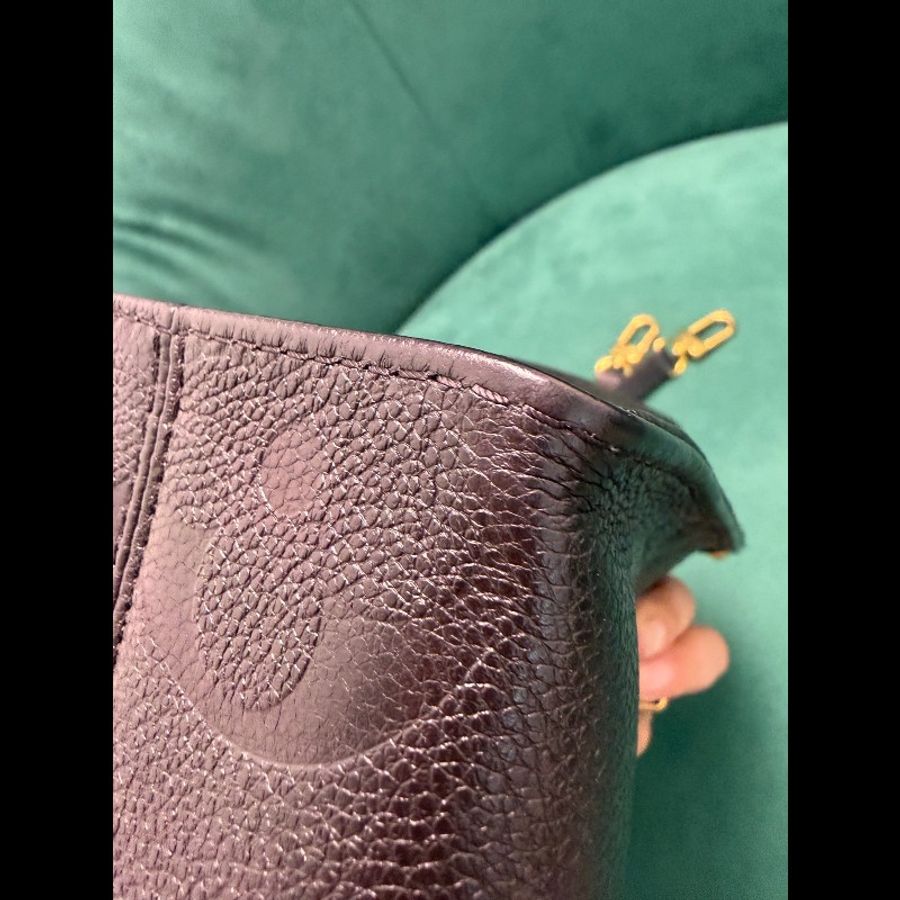 LV/路易威登/Louis Vuitton 黑色OnTheGo老花壓紋百搭叢林托特通勤包-6