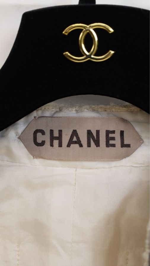 Chanel 1992年秋冬高定系列黑白三角滚边四口袋外套-9