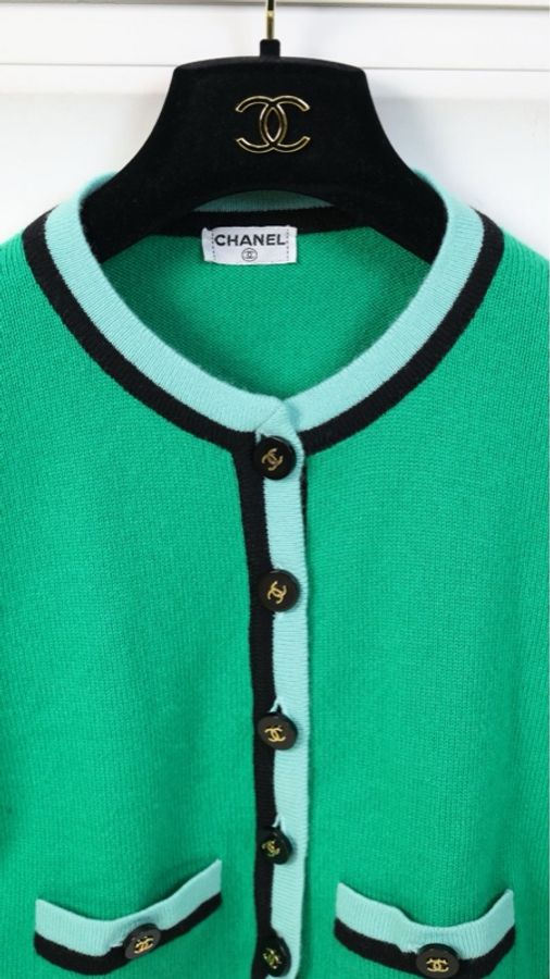 Chanel 94年草绿色针织开衫短袖半裙三件套套装-26