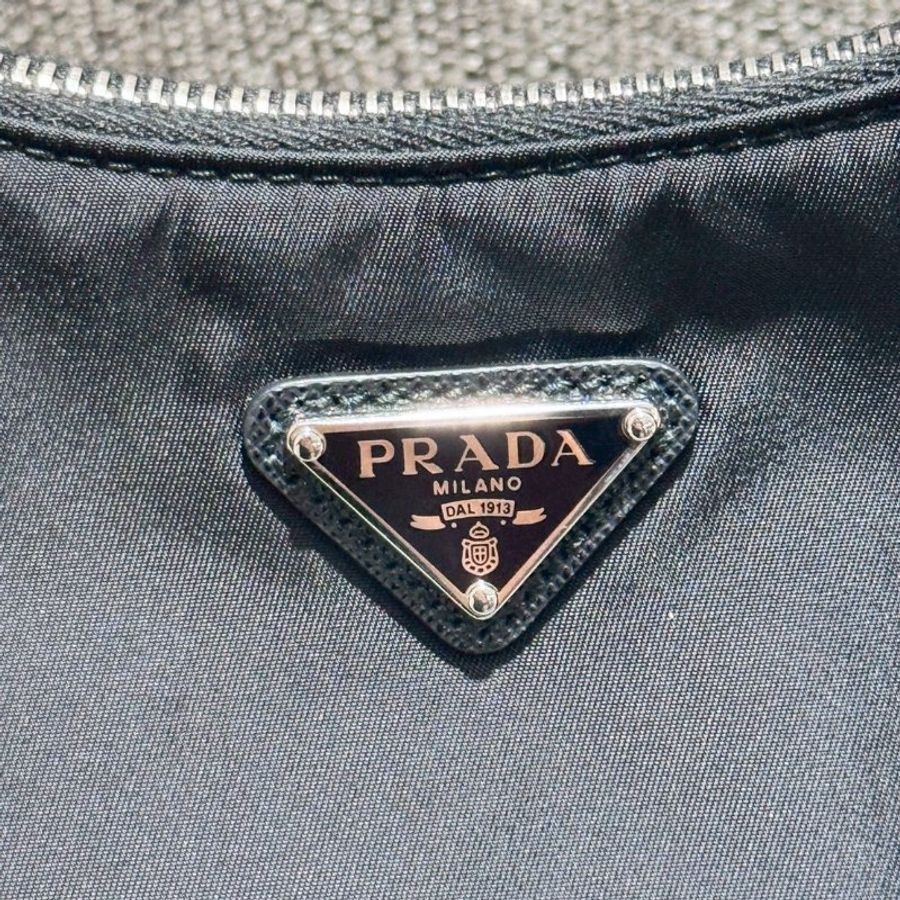 PRADA Re-Edition2005 Re-Nylon黑銀三合一尼龍手提肩背包晶片款-19