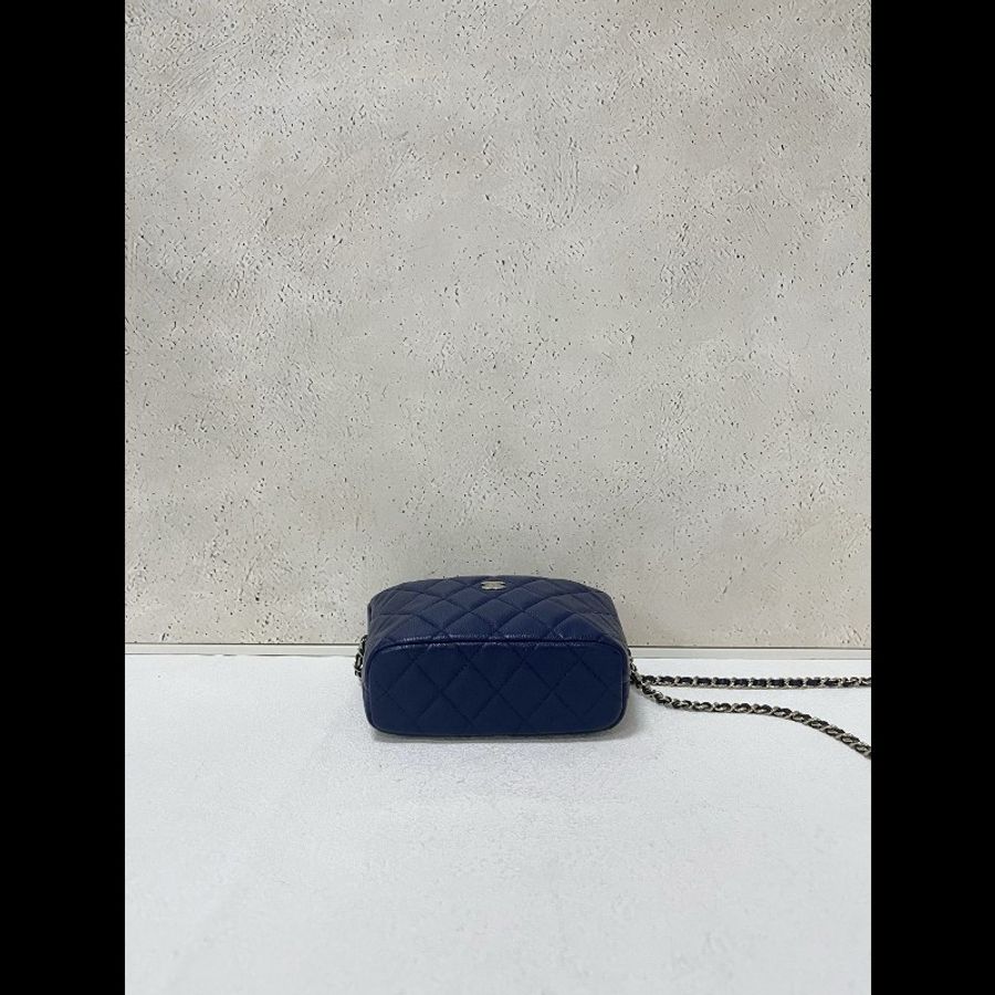 Chanel25A Hobo-1