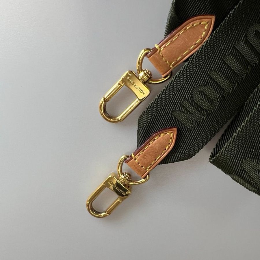 LV M44813/晶片款 綠背帶老花五合一-14
