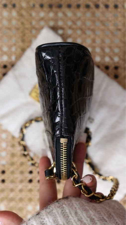 Chanel 1开鳄鱼皮稀有皮黑金mini bolide保龄球链条包单肩包-3