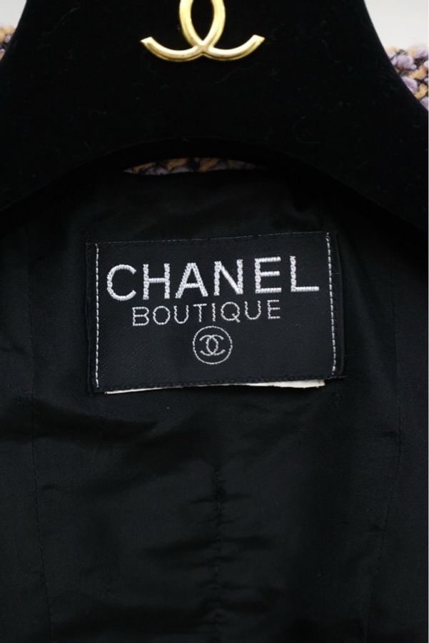Chanel 94年秀款紫色混色粗花呢四口袋短外套-12