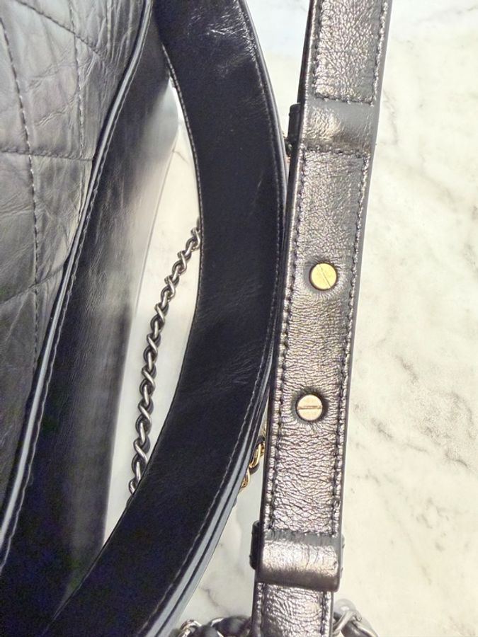 ‼️Chanel 提把款‼️中號黑復刻牛皮三色鏈流浪包-37