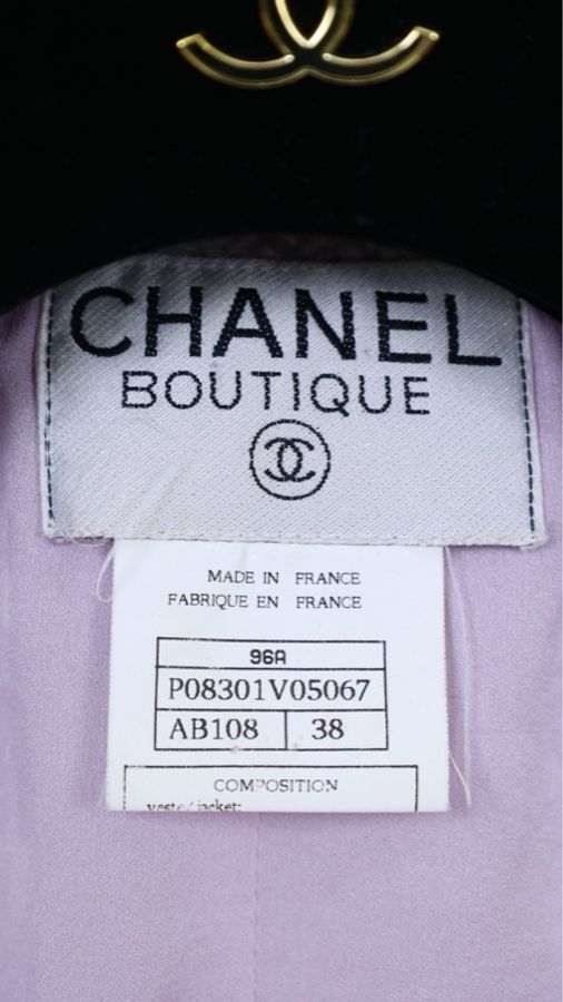 Chanel 96年秀款淡紫色琉璃扣四口袋外套-7