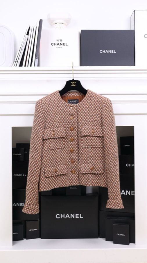 Chanel 95年焦糖色斜纹软呢四口袋上衣外套FR40 23/9-0