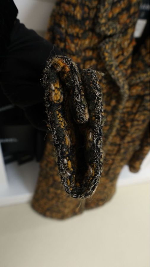 Chanel 13年爱丁堡系列金彩色粗花呢琉璃扣长款外套-19