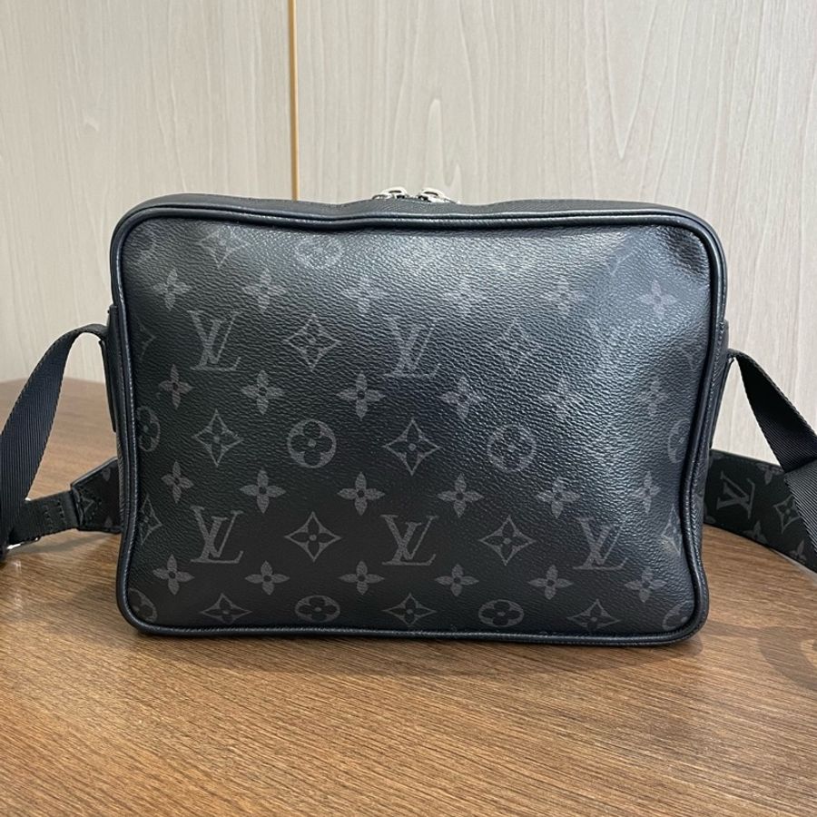 Louis Vuitton 路易威登 黑武士 郵差包 尺寸 24*9*17.5-1