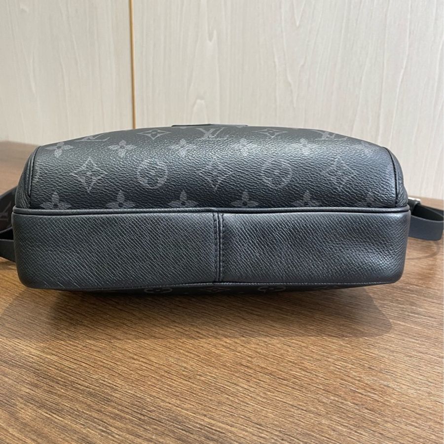 Louis Vuitton 路易威登 黑武士 郵差包 尺寸 24*9*17.5-4