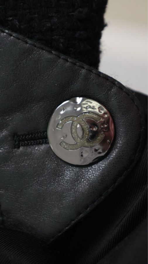 Chanel 10年黑色书包扣两口袋外套-7