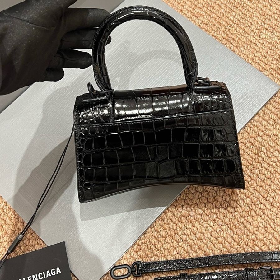 Balenciaga/巴黎世家 黑色鰐魚壓紋牛皮黑扣沙漏包手提包斜挎包-1