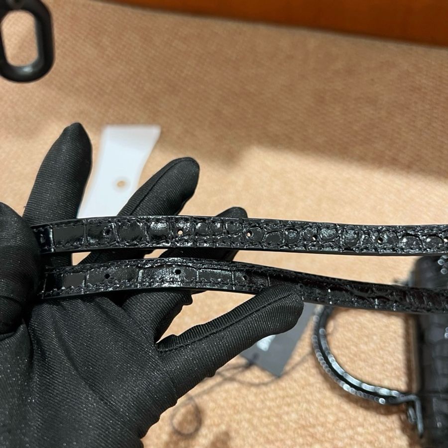 Balenciaga/巴黎世家 黑色鰐魚壓紋牛皮黑扣沙漏包手提包斜挎包-9