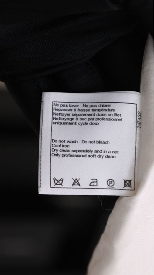 Chanel 09年春夏系列秀款黑白流苏滚边圆领两口袋外套半裙套装FR38 24/5-18