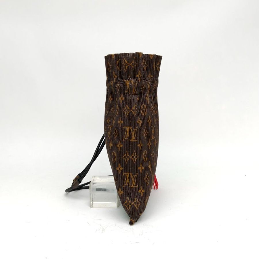 LOUIS VUITTON 老花PVC2016秀款褶皺福袋紅色流蘇肩背包-3