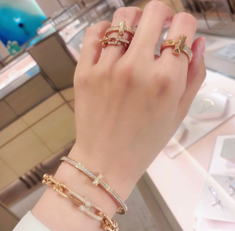Tiffany 蒂芙尼T 系列 T1窄版滿鑽鉸鏈手鐲 ,18K玫瑰金鋪鑲鑽石-2