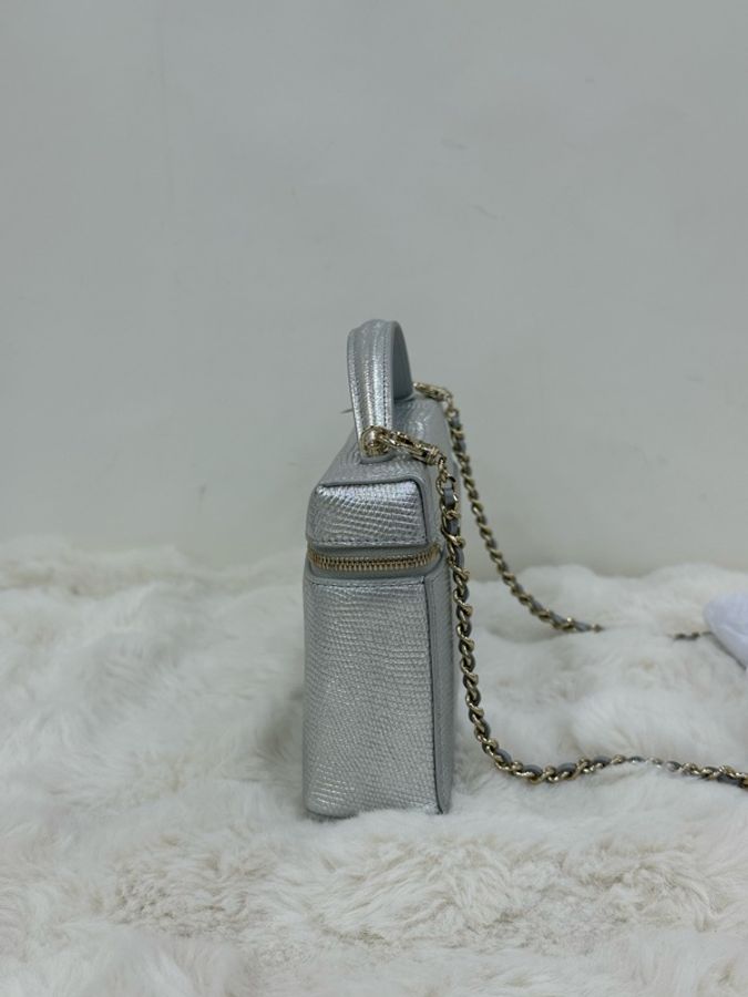 Chanel 香奈兒 26A 銀色蜥蜴壓花LP橫版盒子包 全新帶票-4
